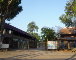 Nhà hàng Hồ Lắk – Vân Long